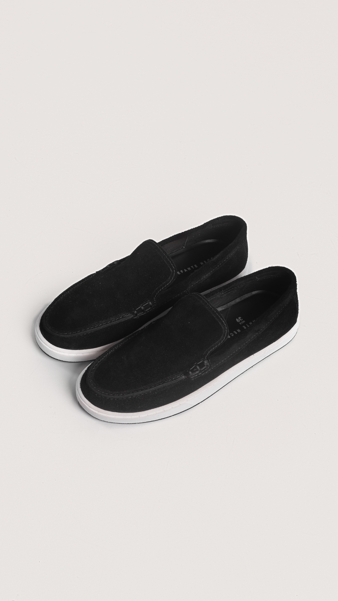 THE LP LOAFER NEGRO GAMUZA