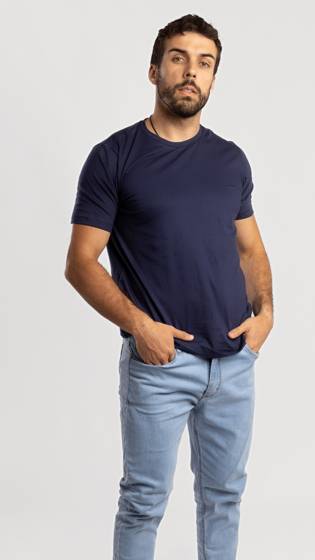 REMERA BASICA AZUL MARINO