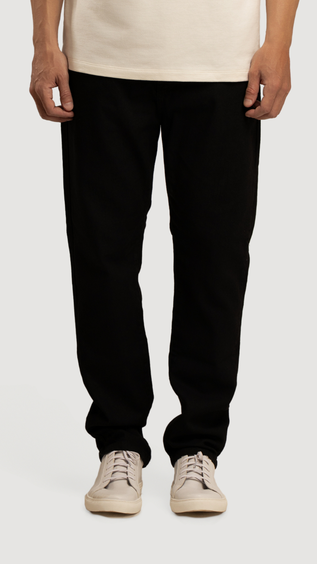 JEANS NEGRO CORTE RECTO