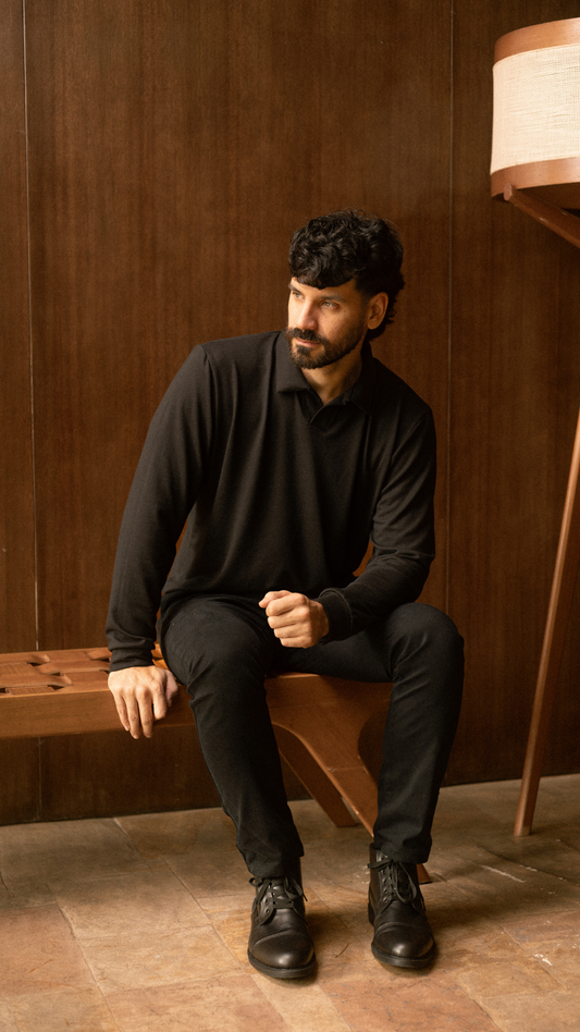 CUELLO V CASHMERE MANGA LARGA NEGRA - WINTER SELECTS