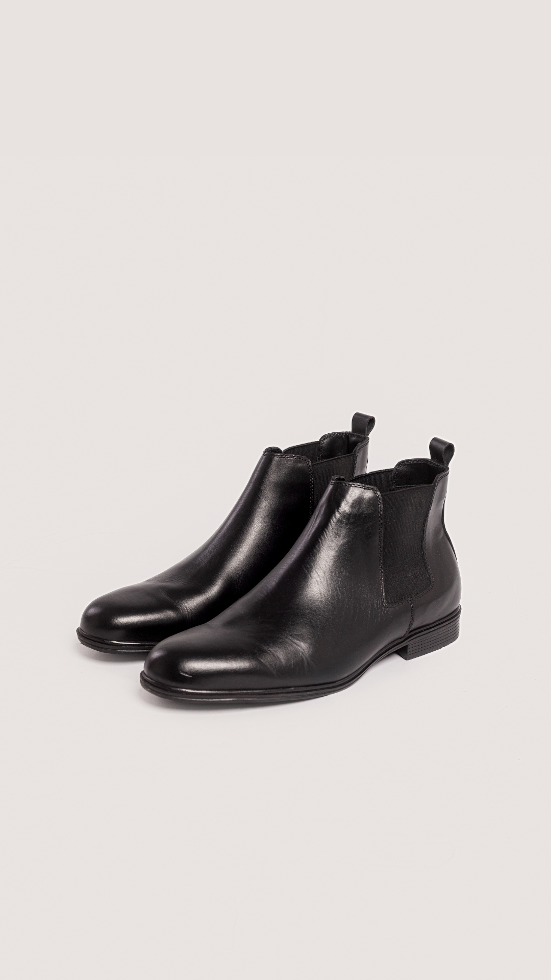 CHELSEA  BOOTS NEGRO CUERO LISO