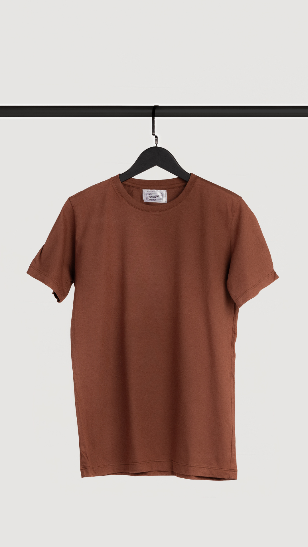 REMERA BASICA MARRON
