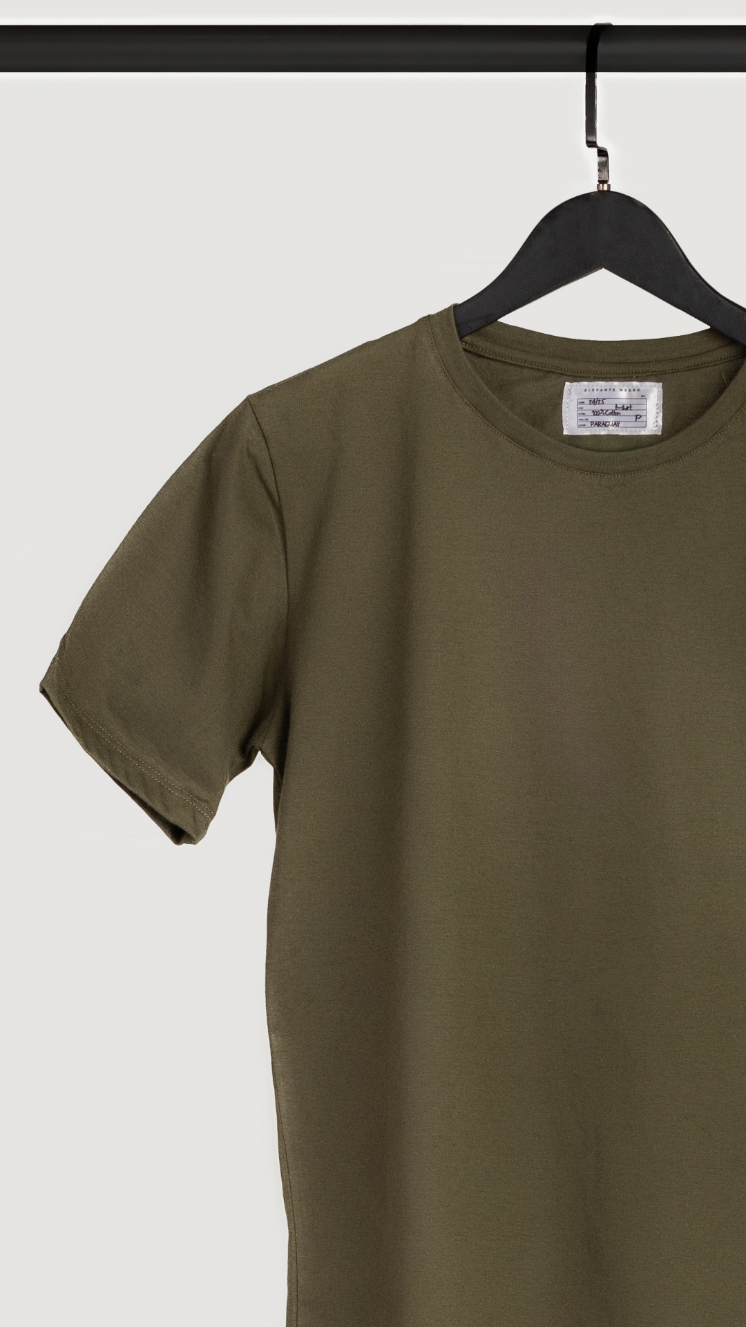 REMERA BASICA VERDE MILITAR