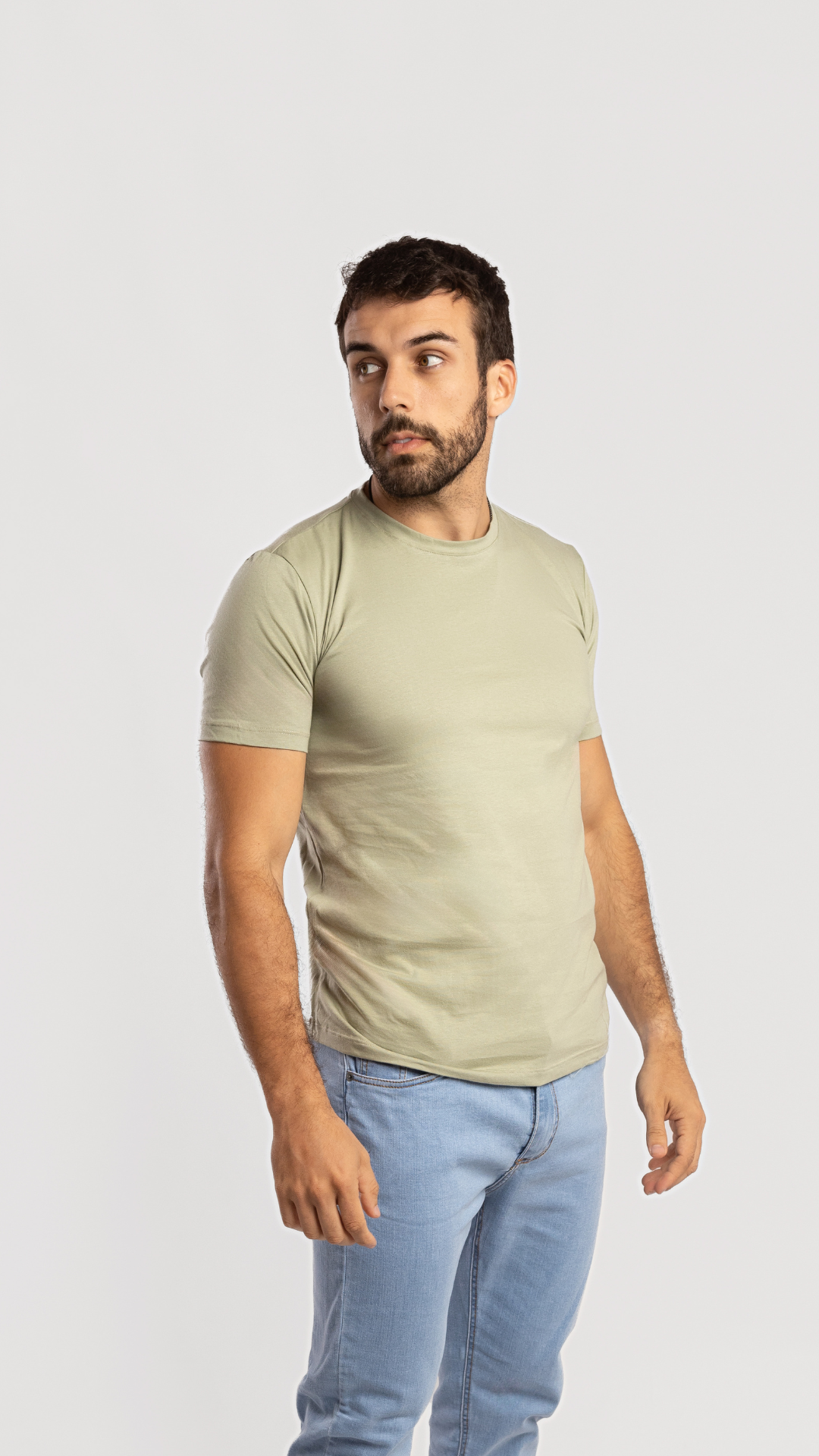 REMERA BASICA VERDE HIERBA