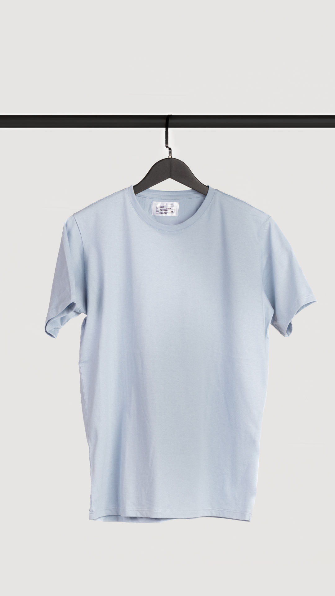 REMERA BASICA CELESTE