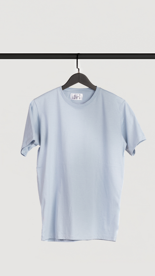 REMERA BASICA CELESTE