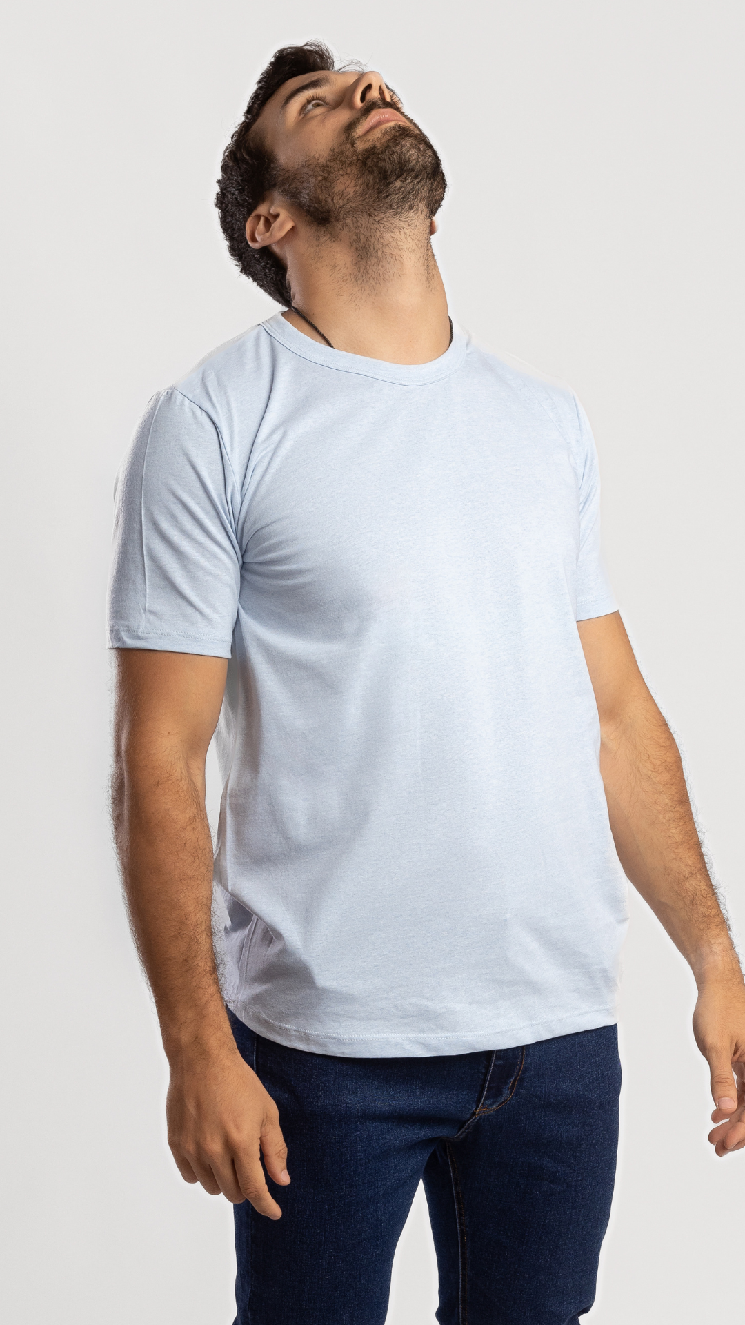 REMERA BASICA CELESTE SAND COLOR