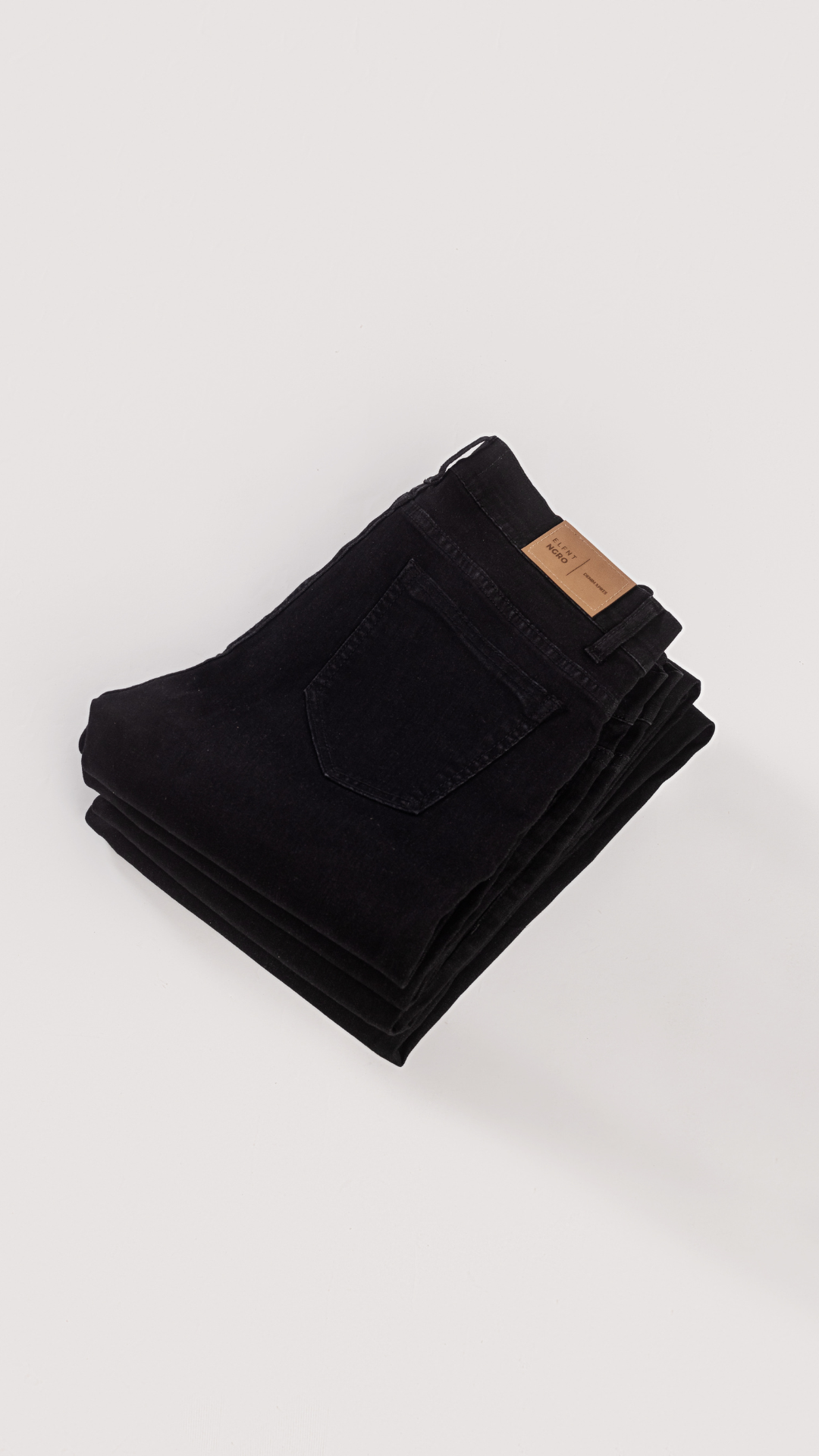 JEANS NEGRO CORTE RECTO