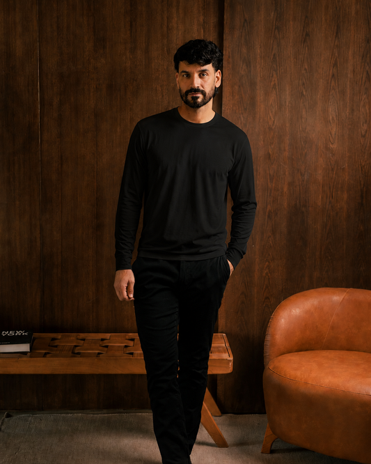 BASICA CASHMERE MANGA LARGA NEGRA - WINTER SELECTS